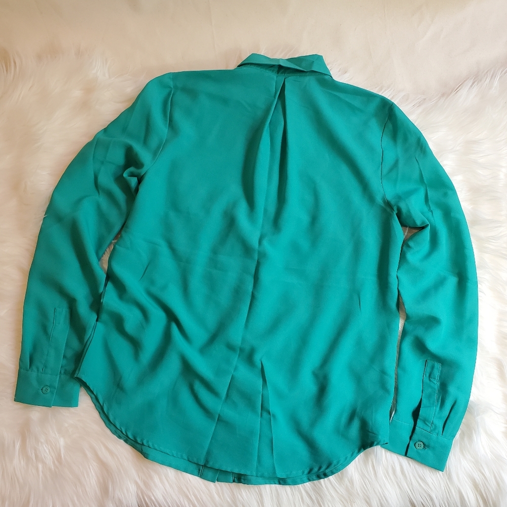 Turqoise Button-Up Top - Picture 4 of 10